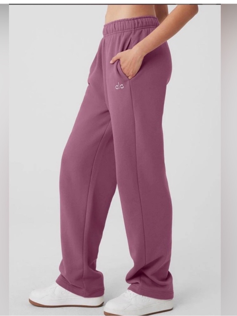 Alo Yoga Straight Leg Sweatpants Soft Mulberry 29.5” Sz S 4-6 U5006RG Rare